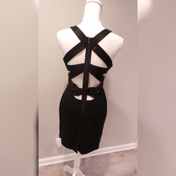 ARDEN B | Black Cage Zip Up Dress - Picture 3 of 3